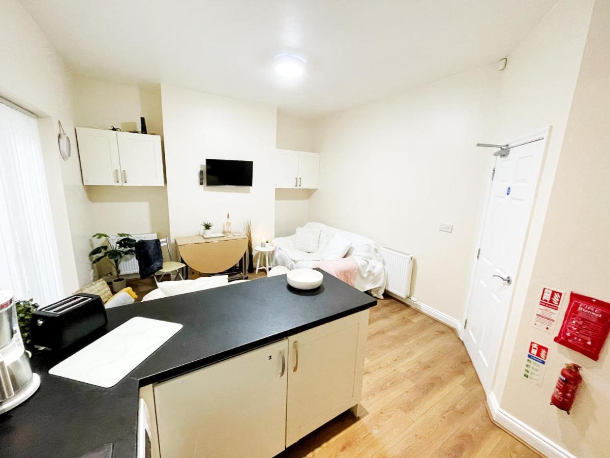 5 Bedroom, Sleeps 9 - Base To Explore Liverpool And Beyond 利物浦 外观 照片